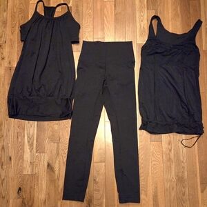 Lululemon Size 2 Black Tank Tops and Legging Bundle